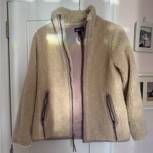 Patagonia Women’s Fleece Jacket – Size L (NWT Removed)